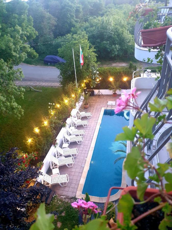Hotel Feniks Lozenets Exterior photo